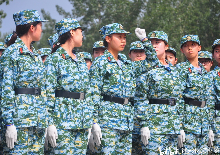 軍訓(xùn)服，時(shí)尚與功能的完美結(jié)合，軍訓(xùn)服，時(shí)尚與功能交融的完美典范