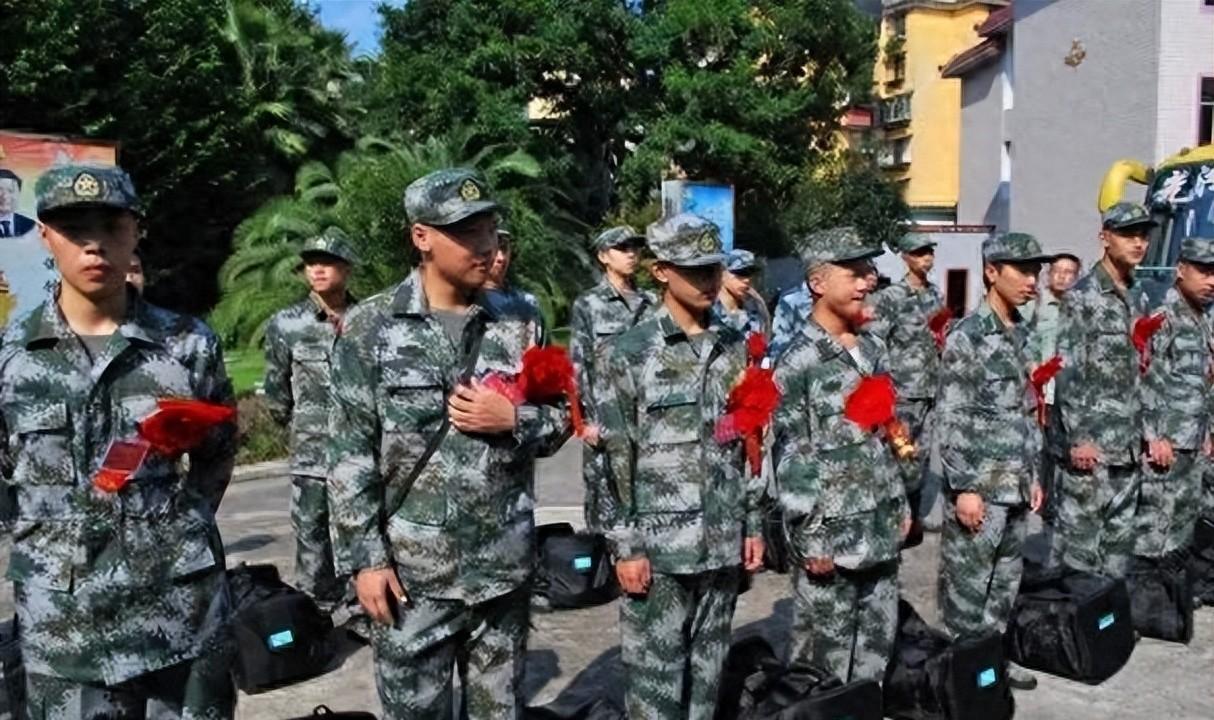 中央軍事委員會(huì)組成人員表及其職責(zé)與重要性，中央軍事委員會(huì)組成人員表、職責(zé)與重要性解析