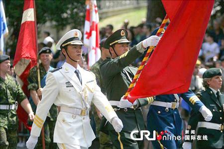 中國儀仗隊(duì)參加俄羅斯閱兵，展現(xiàn)軍威與友誼的壯麗畫卷，中俄友誼見證，中國儀仗隊(duì)參加俄羅斯閱兵，壯麗畫卷展現(xiàn)軍威與深情友誼