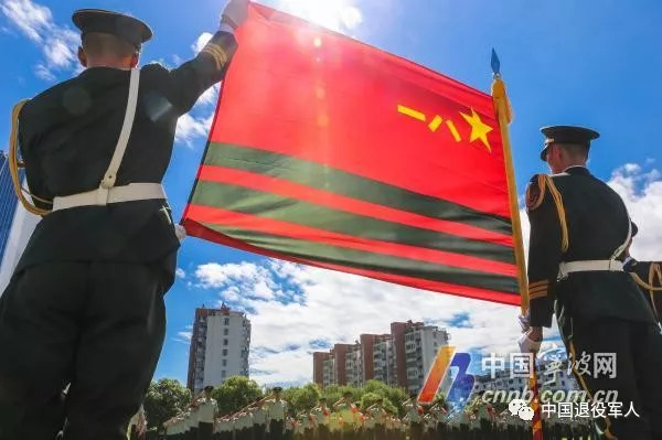 武警軍旗圖片高清，榮耀與力量的象征，武警軍旗高清圖片，榮耀與力量的永恒象征