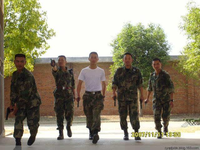 龍焱特種部隊(duì)大隊(duì)長，英勇無畏的領(lǐng)袖與傳奇戰(zhàn)士的典范，龍焱特種部隊(duì)大隊(duì)長，英勇無畏的領(lǐng)袖與戰(zhàn)士傳奇典范