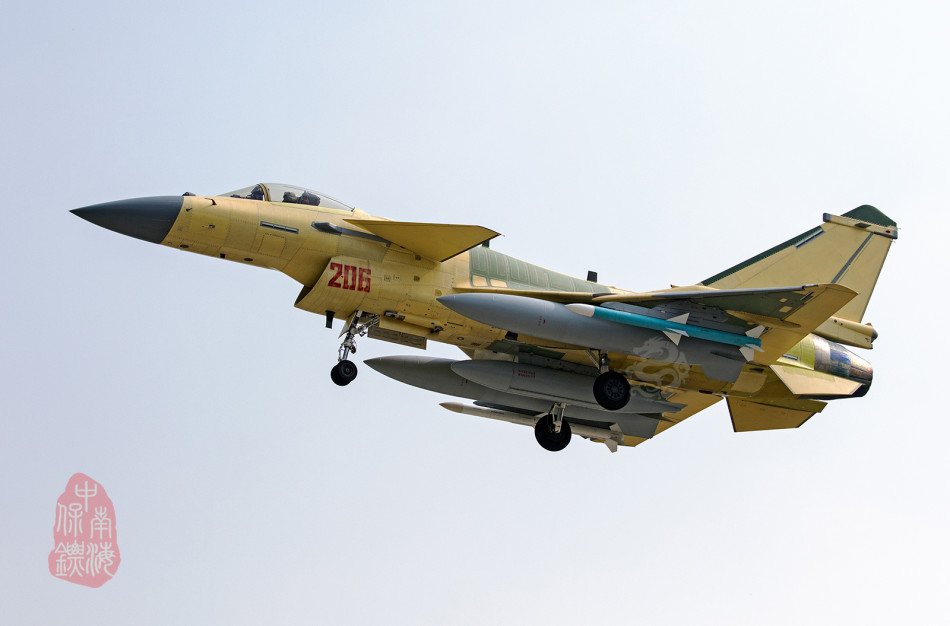 殲10的原型機(jī)是什么？深度解析中國(guó)空軍的主力戰(zhàn)斗機(jī)起源，揭秘殲10原型機(jī)，深度解析中國(guó)空軍主力戰(zhàn)斗機(jī)起源