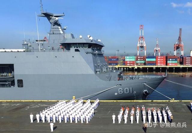 中國海軍節(jié)閱兵，展現(xiàn)中國力量的壯麗畫卷——紀念中國海軍節(jié)2022年盛大閱兵活動，中國海軍節(jié)盛大閱兵，展現(xiàn)力量與榮耀的壯麗畫卷 2022年紀念活動回顧