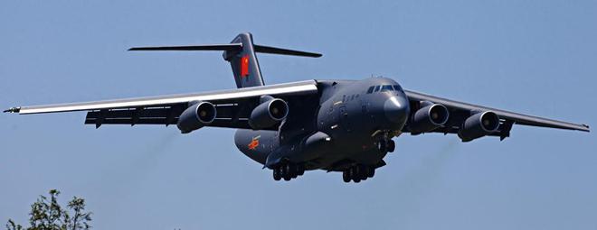 C17運(yùn)輸機(jī)與運(yùn)-20，空中巨人的對比與探討，C17運(yùn)輸機(jī)與運(yùn)-20空中巨人，對比與探討