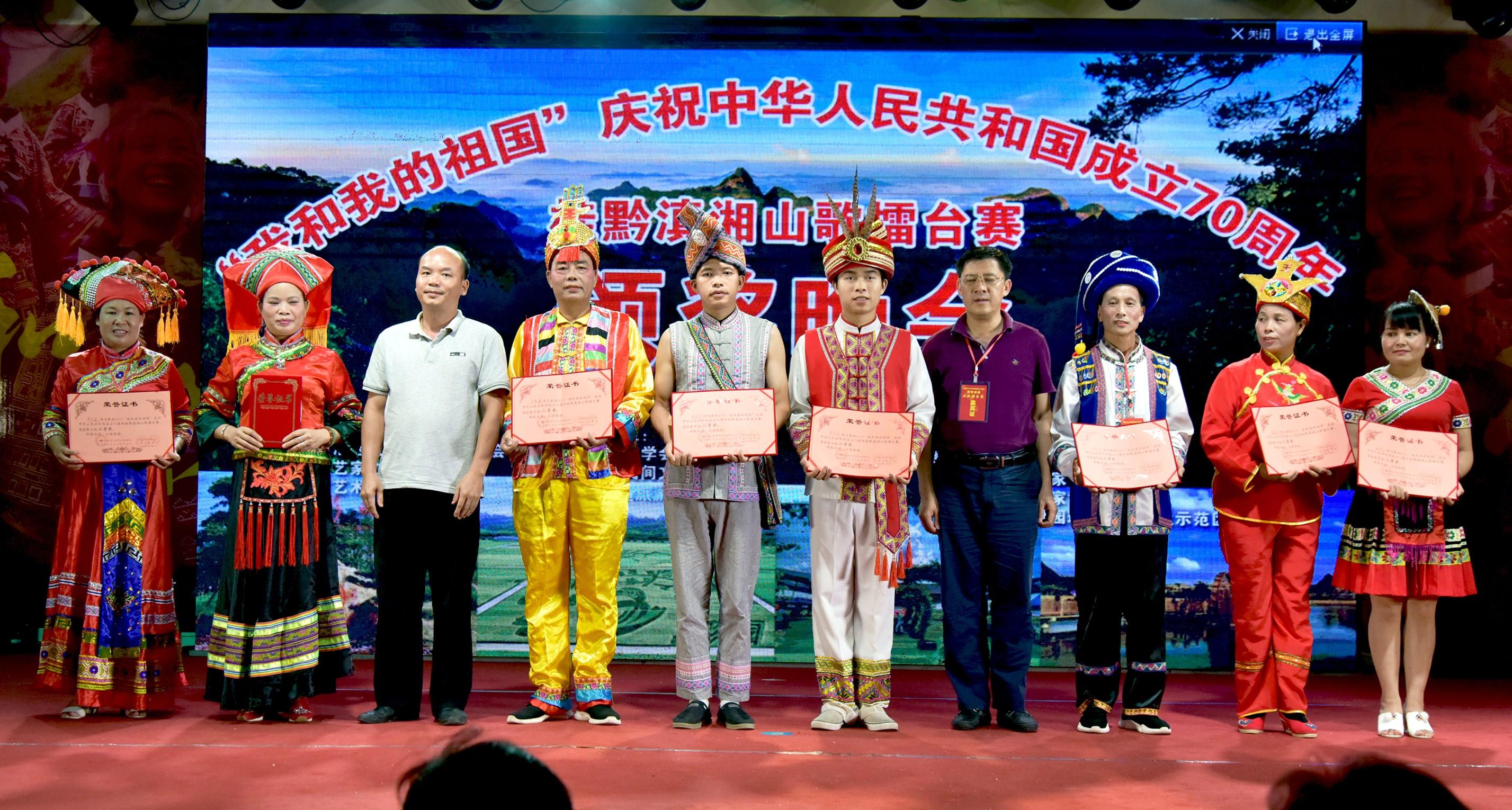 王中王免費(fèi)四肖選一肖，揭秘真相與策略，王中王免費(fèi)四肖選一肖，真相揭秘與策略探討
