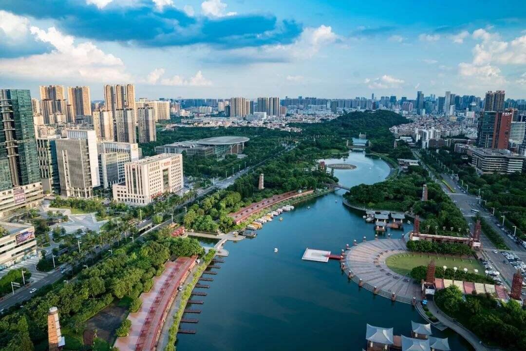 澳門(mén)正版免費(fèi)資源展望，邁向未來(lái)的精準(zhǔn)服務(wù)體驗(yàn)（2025展望），澳門(mén)正版資源展望，邁向精準(zhǔn)服務(wù)體驗(yàn)的未來(lái)之路（2025年展望）