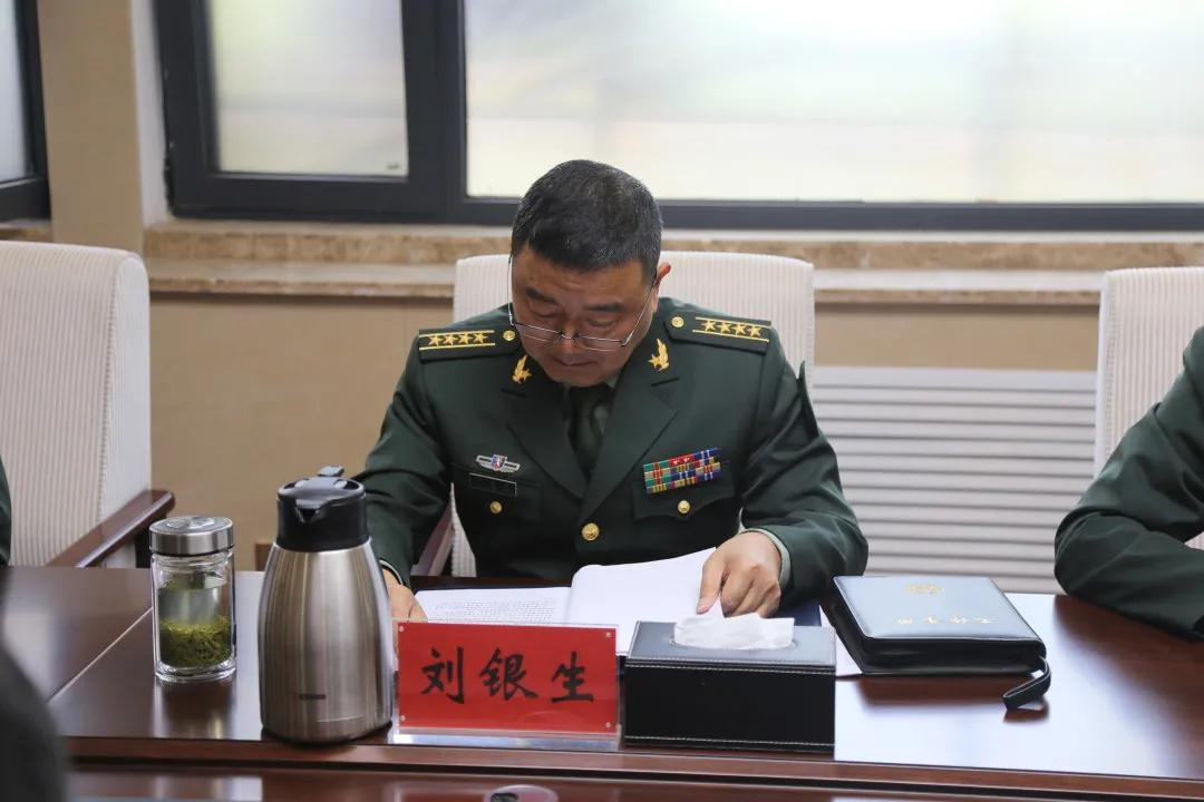 部隊(duì)每日新聞講評稿子，部隊(duì)每日新聞講評概覽，最新動態(tài)與要點(diǎn)解析