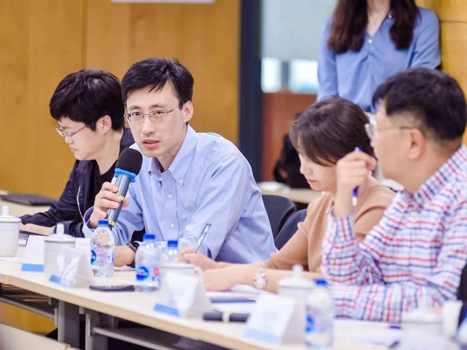 王中王一肖中持嗎？深度解析背后的故事與真相，揭秘王中王一肖背后的故事與真相，深度解析與真相探討
