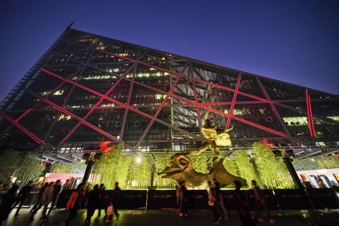 芳草地一碼一肖最準(zhǔn)確的預(yù)測(cè)與解析，芳草地一碼一肖精準(zhǔn)預(yù)測(cè)與深度解析