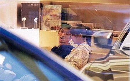 林志炫老婆的個(gè)人資料，揭秘背后的神秘面紗，林志炫妻子神秘面紗揭曉，妻子個(gè)人資料大揭秘