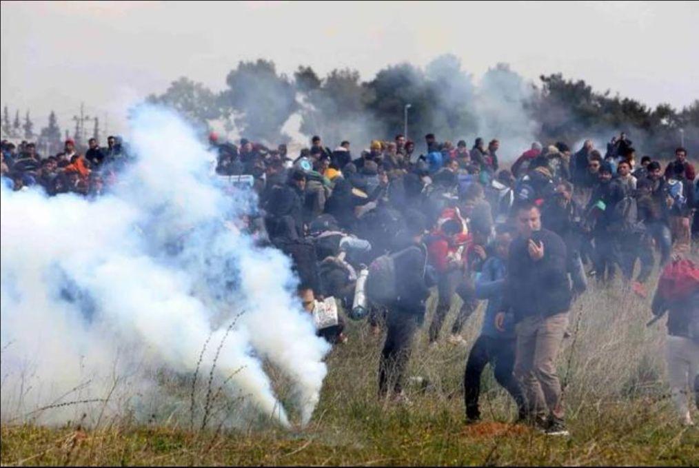 殲-20與F-16V之間的較量，真實能力與性能分析，殲-20與F-16V對決揭秘，真實能力與性能深度分析