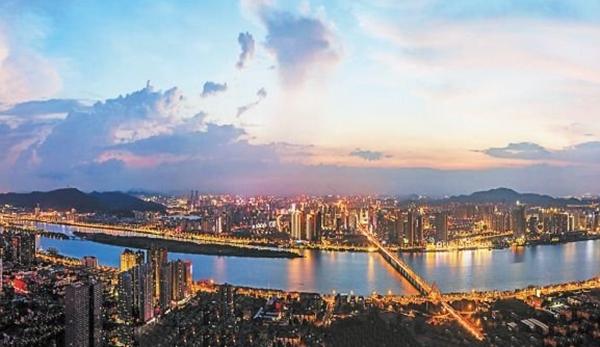 湖南旅游攻略，必去十大景點(diǎn)推薦，湖南旅游攻略，十大必去景點(diǎn)推薦