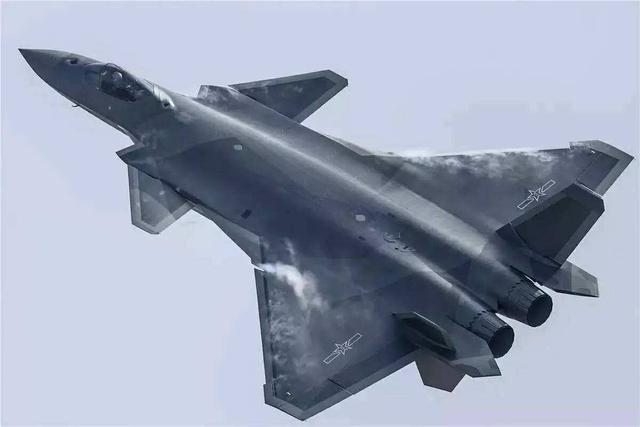 殲-20與F-22空中霸主之爭，性能對比與未來展望，殲-20與F-22空中霸主之爭，性能對比及未來展望