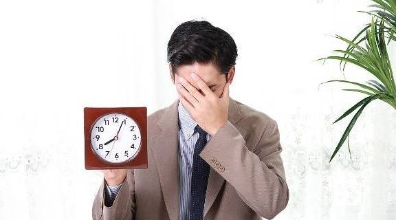 男人多久算正常時間——探究男性性行為持續(xù)時間之謎，男性性行為持續(xù)時間之謎，正常時間范圍探究