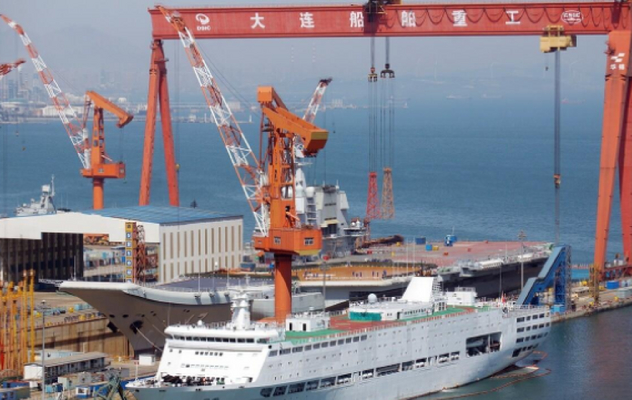 大連造船廠搬遷揭秘，新址究竟在哪里？，大連造船廠搬遷幕后揭秘，新址揭曉！