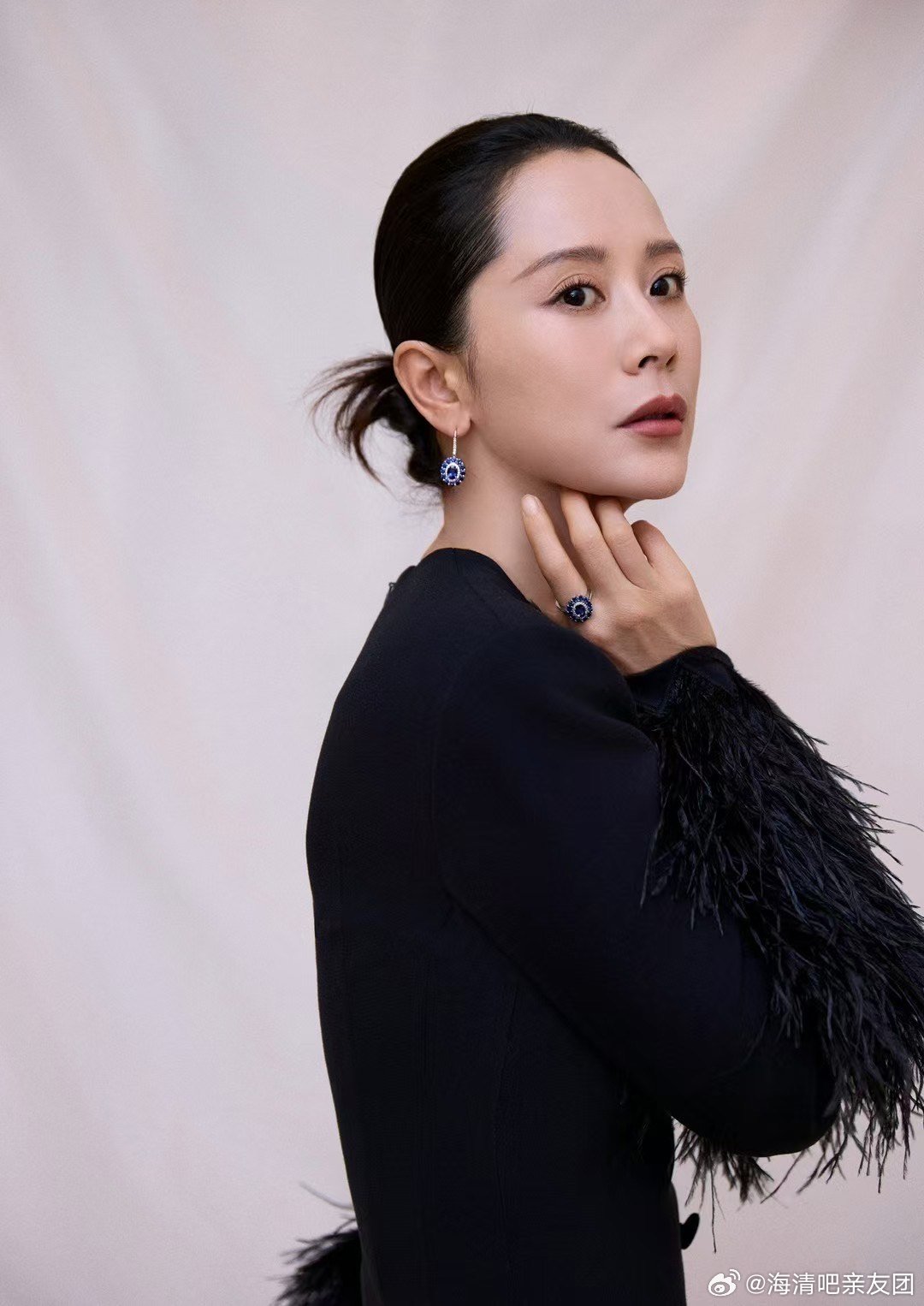 探索演員海清的照片，演藝生涯與魅力展現(xiàn)，海清，演藝生涯回顧與魅力展現(xiàn)的照片探索